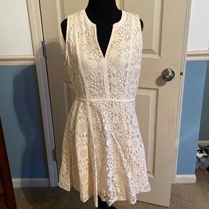 LC Lauren Conrad adorable size 10 ivory dress
